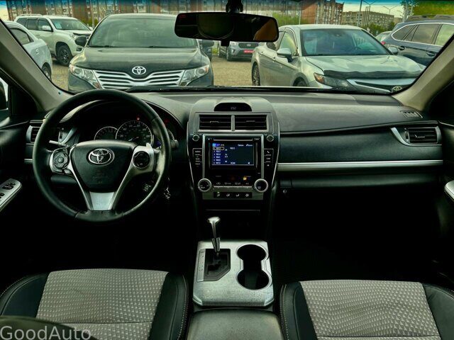 Toyota Camry 2012