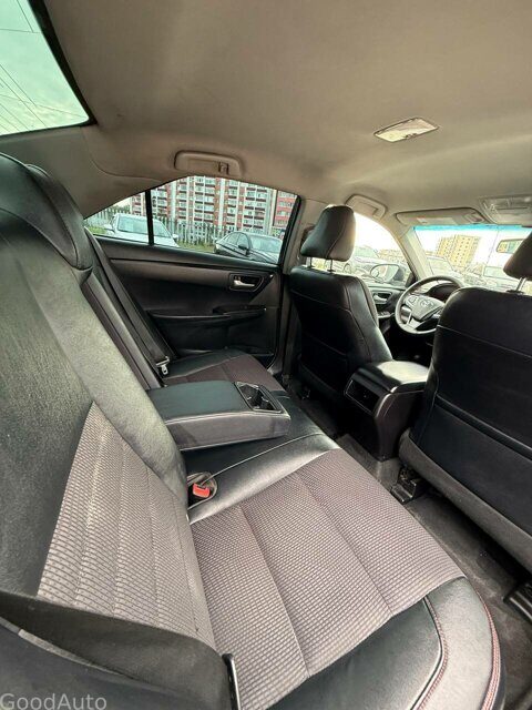 Toyota Camry 2017