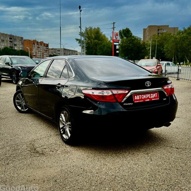 Toyota Camry 2017